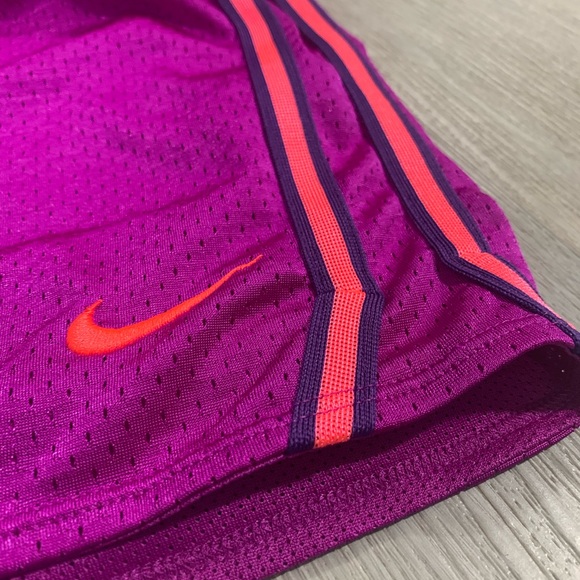 Nike Dri-Fit Shorts - Picture 3 of 5